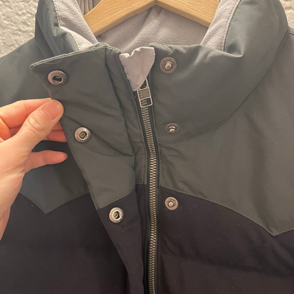 Patagonia Bivy Duck Down Jacket Womens S Black Gray Western Yoke Puffer Coat - Picture 10 of 11